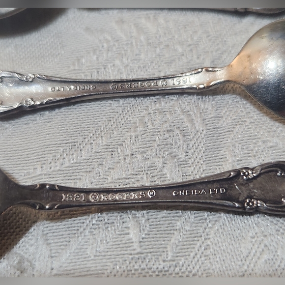 Vintage Rogers & Bros Oneida Demitasse teaspoons set of 4 - Picture 5 of 6